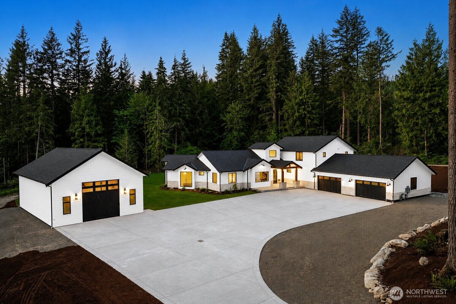 Property Photo:  26328 SE 152nd Street  WA 98027 
