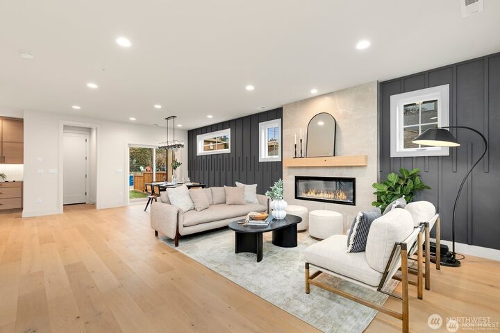 Property Photo:  3032 NE Blakeley Street  WA 98105 