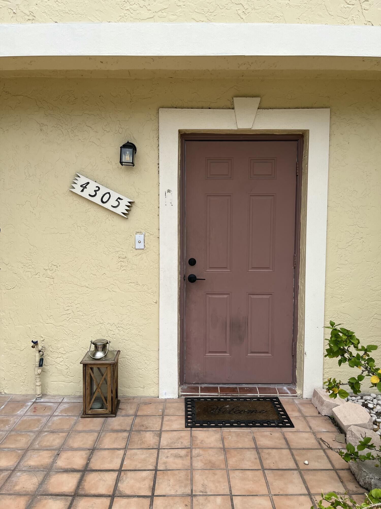Property Photo:  4305 Coral Springs Drive 2H  FL 33065 