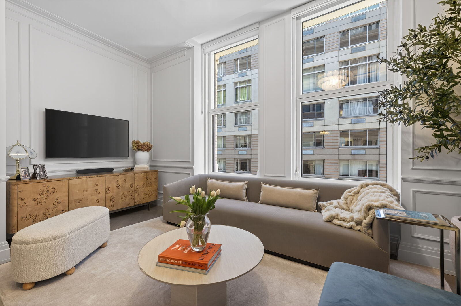 Property Photo:  108 Leonard Street 7I  NY 10013 