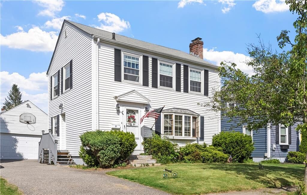 Property Photo:  21 Brookwood Road  RI 02920 