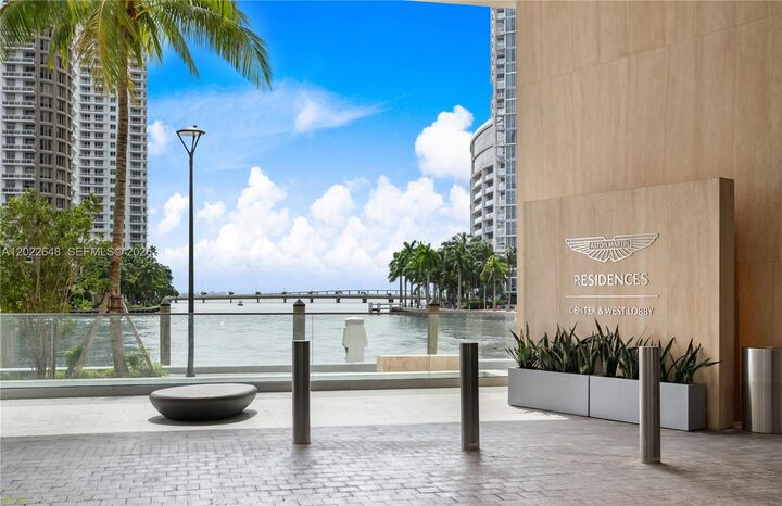 Property Photo:  300 Biscayne Blvd Way 3604  FL 33131 