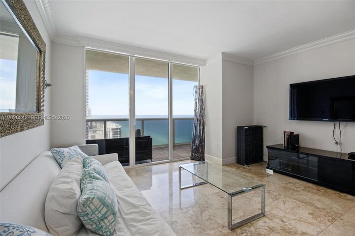 Property Photo:  1830 S Ocean Dr 3310  FL 33009 