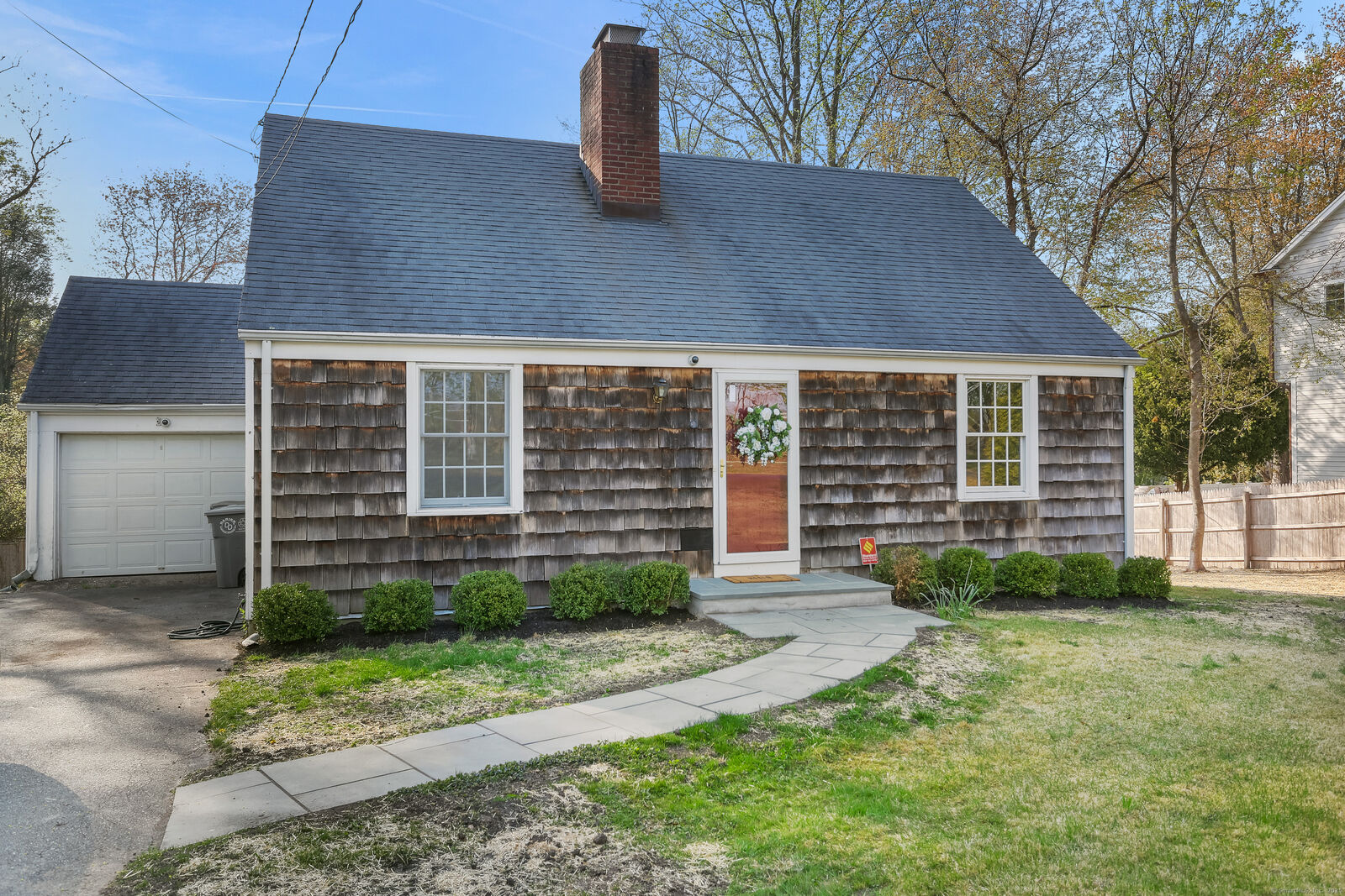 Property Photo:  219 Hollow Tree Ridge Road  CT 06820 