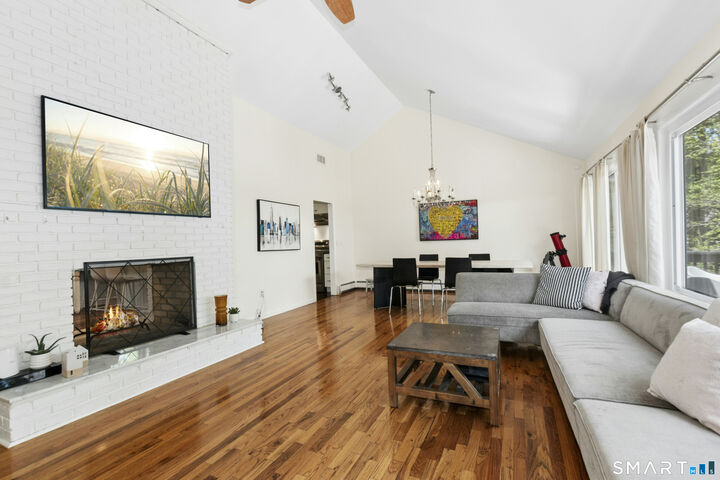 Property Photo:  50 Ravenwood Drive  CT 06883 