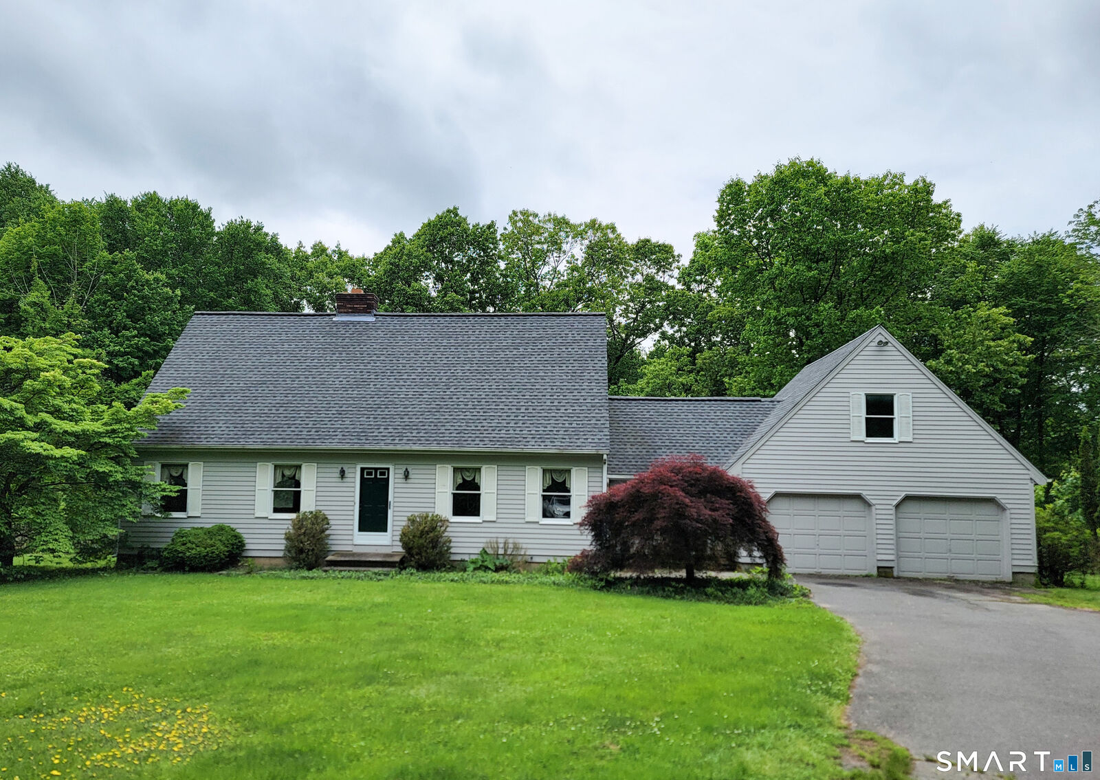 Property Photo:  141 Hebron Road  CT 06043 