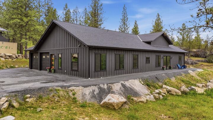 Property Photo:  16107 N Austin Rd  WA 99208 