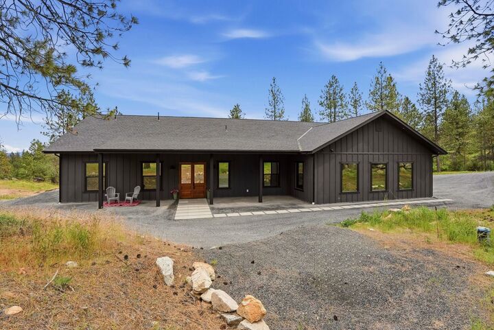 Property Photo: 16107 N Austin Rd WA 99208