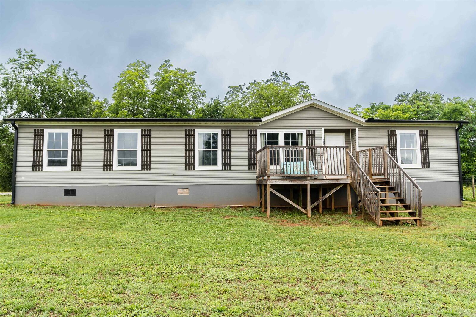 Property Photo: 795 Midnight Road SC 29349