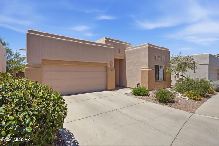 Property Photo: 6353 N Camino De Cabaluna AZ 85704