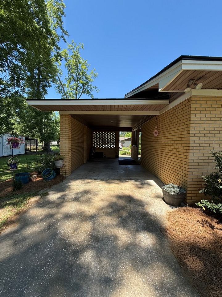 Property Photo:  119 Grace Ave  GA 31750 