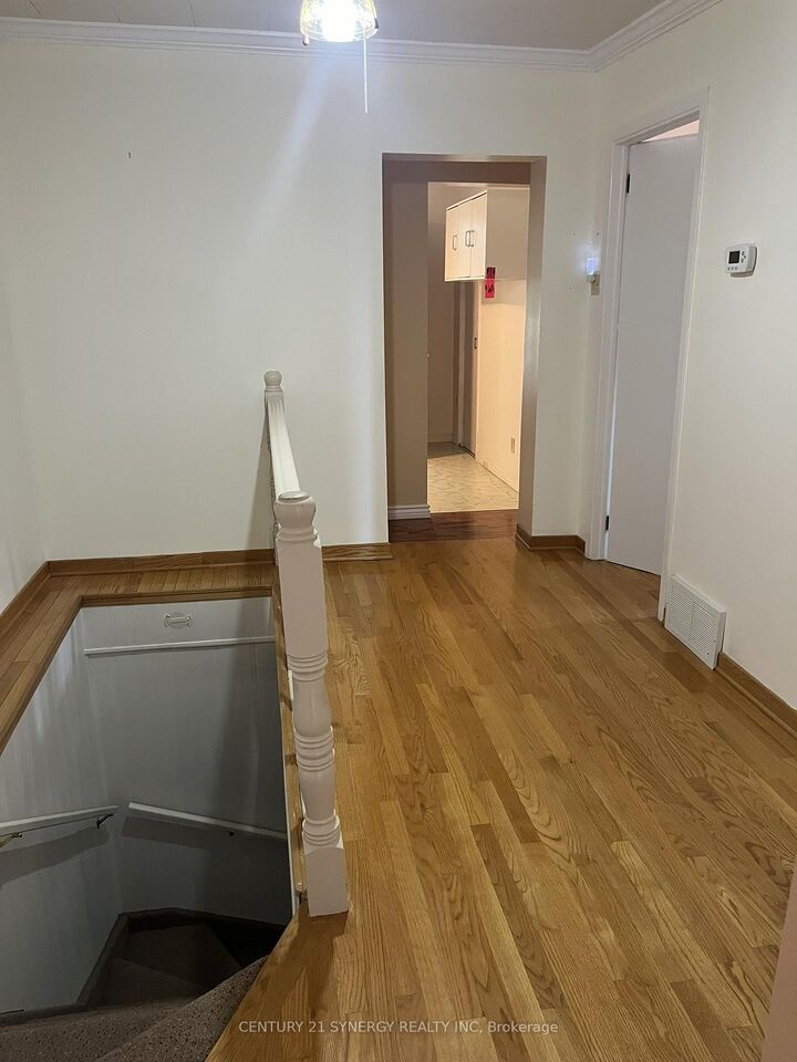 Property Photo: 927-931 Laurier Street ON K4K 1G4