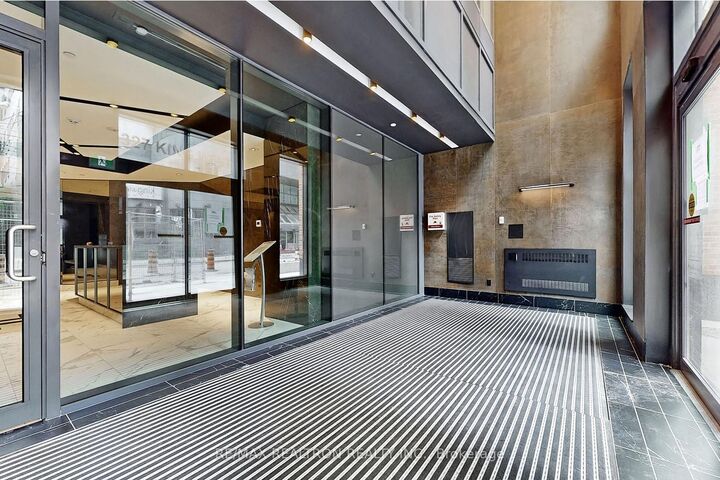 Property Photo: 327 King Street W 4105 ON M5V 0W7