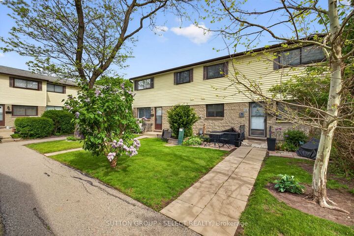 Property Photo: 825 Dundalk Drive 84 ON N6C 3V6