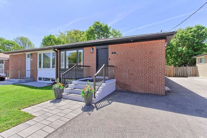 Property Photo:  67 Davis Road  ON L4G 2B4 