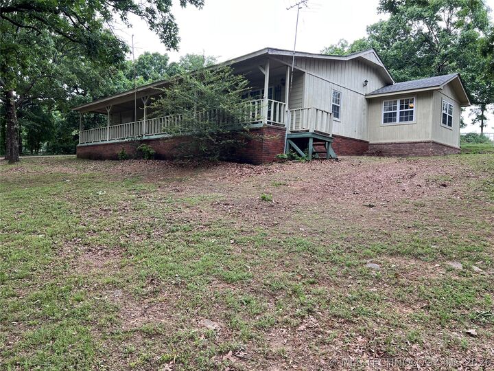 Property Photo:  477067 E 1094 Road  OK 74954 