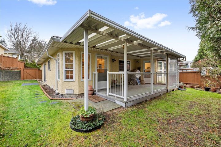 Property Photo:  4752 Uplands Dr 2  BC V9T 5V1 