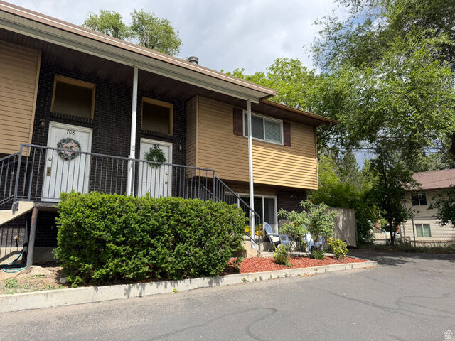 Property Photo: 706 W 1800 N UT 84601