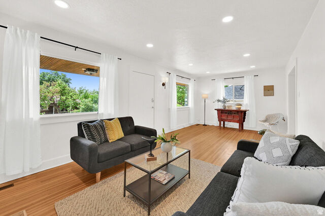 Property Photo:  1359 E Thornton Ave  UT 84105 