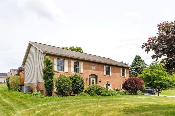 Property Photo: 152 Cupps Rd PA 16053
