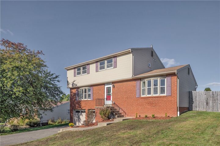 Property Photo: 20 Pecan Dr PA 15235