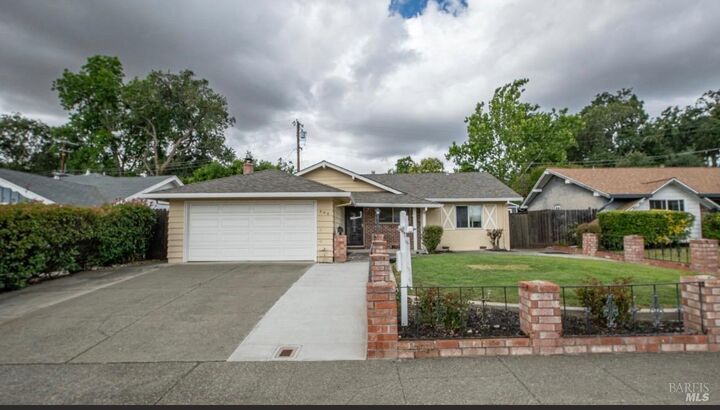 Property Photo:  432 S Orchard Avenue  CA 95688 