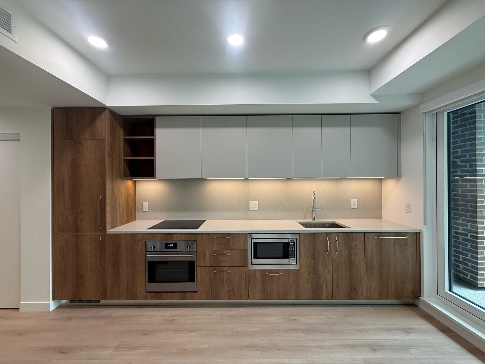 Property Photo: 133 West 49th Avenue 413 BC V5Y 2Z7
