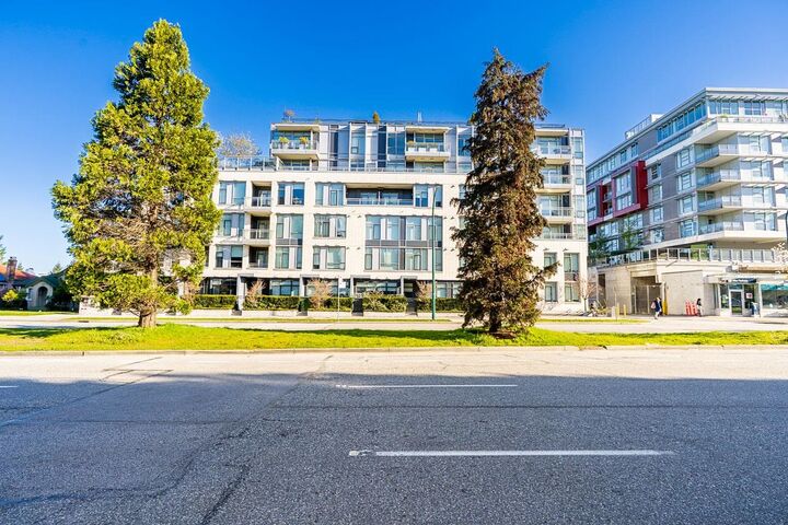 Property Photo: 523 W King Edward Avenue 302 BC V5Z 0J3
