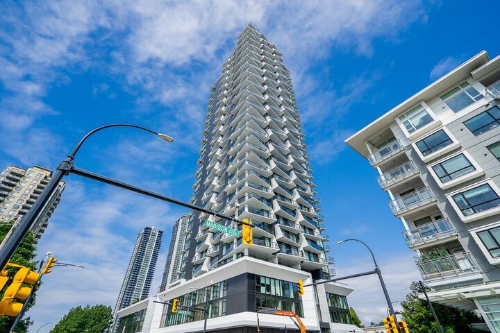 2181 Madison Avenue 2907 — photo 1