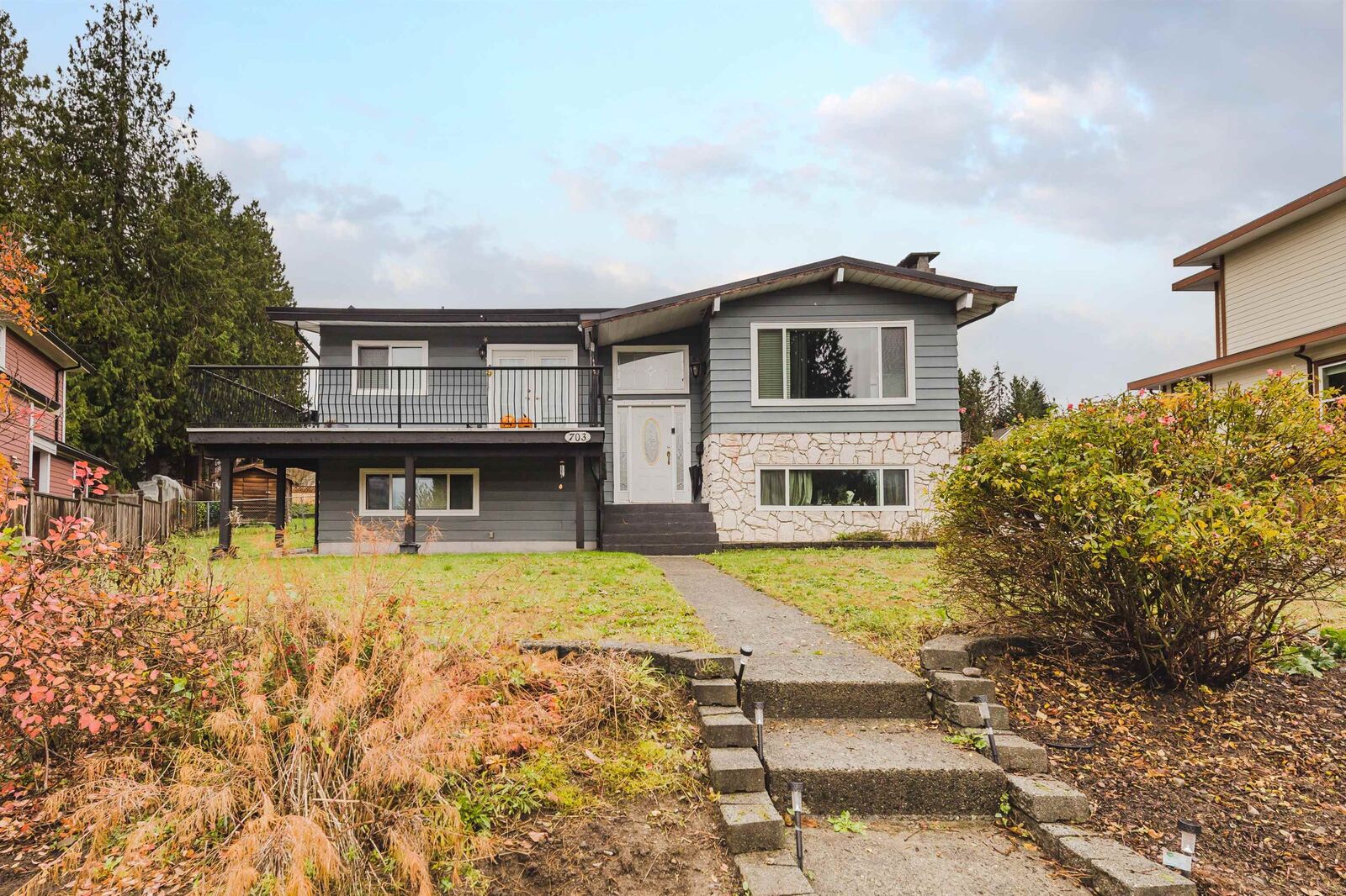 Property Photo: 703 Delestre Avenue BC V3K 2G1