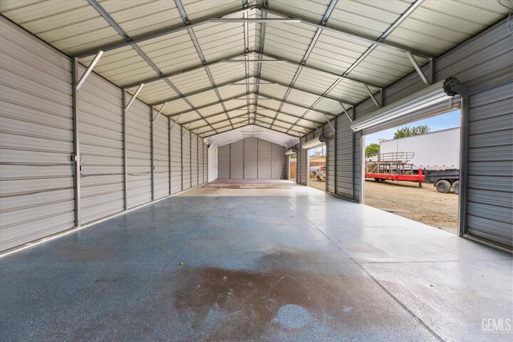 Property Photo:  10906 Dee Dee Avenue  CA 93312 