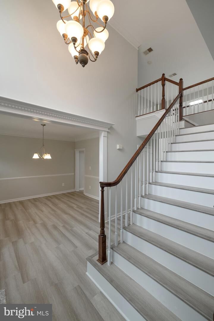 Property Photo: 22829 Queensbridge Drive VA 20148
