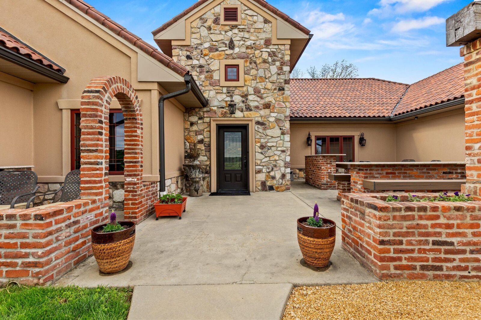 Property Photo:  1257 Water Street  PA 17368 