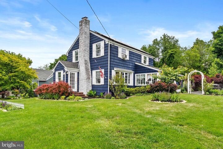 Property Photo:  61 Laurel Avenue  NJ 08528 