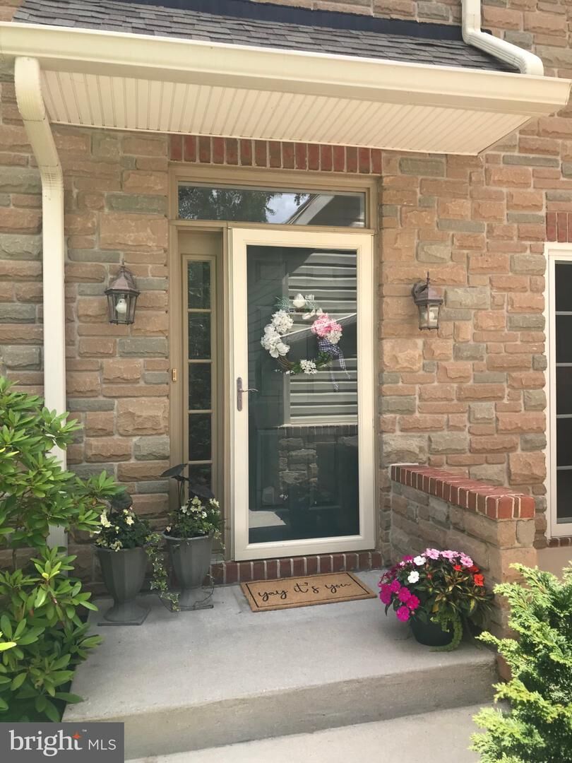 Property Photo:  1443 Turnberry Court  PA 17403 