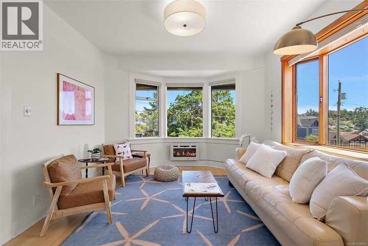 Property Photo: 474 Foster Street BC V9A 6R7