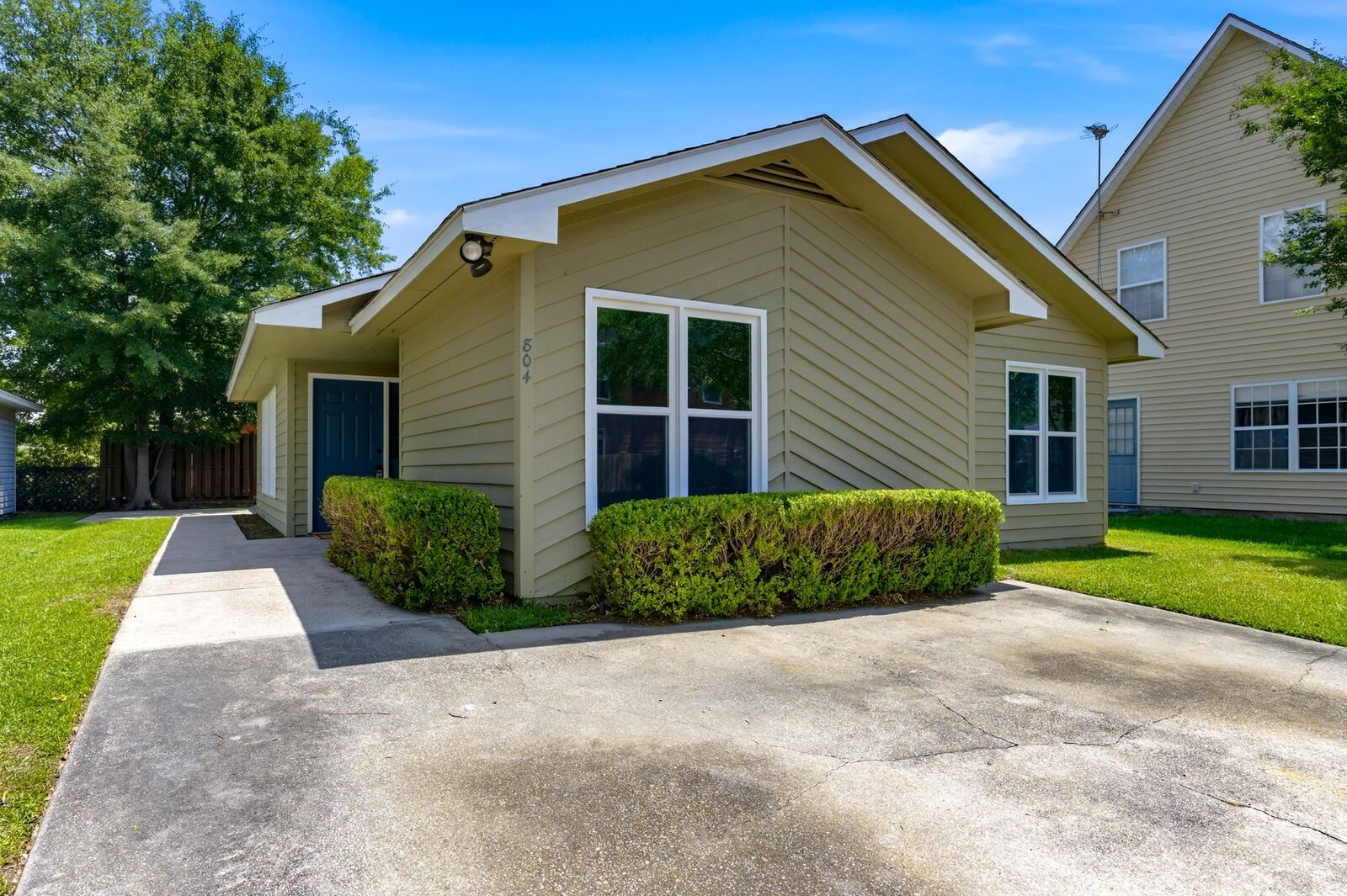 Property Photo:  804 Mary Ana Ct.  SC 29577 