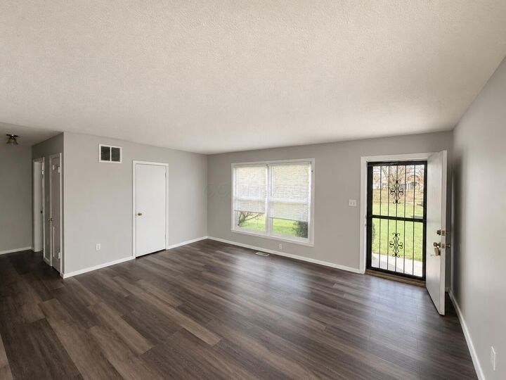 Property Photo: 3471 Ontario Street OH 43224
