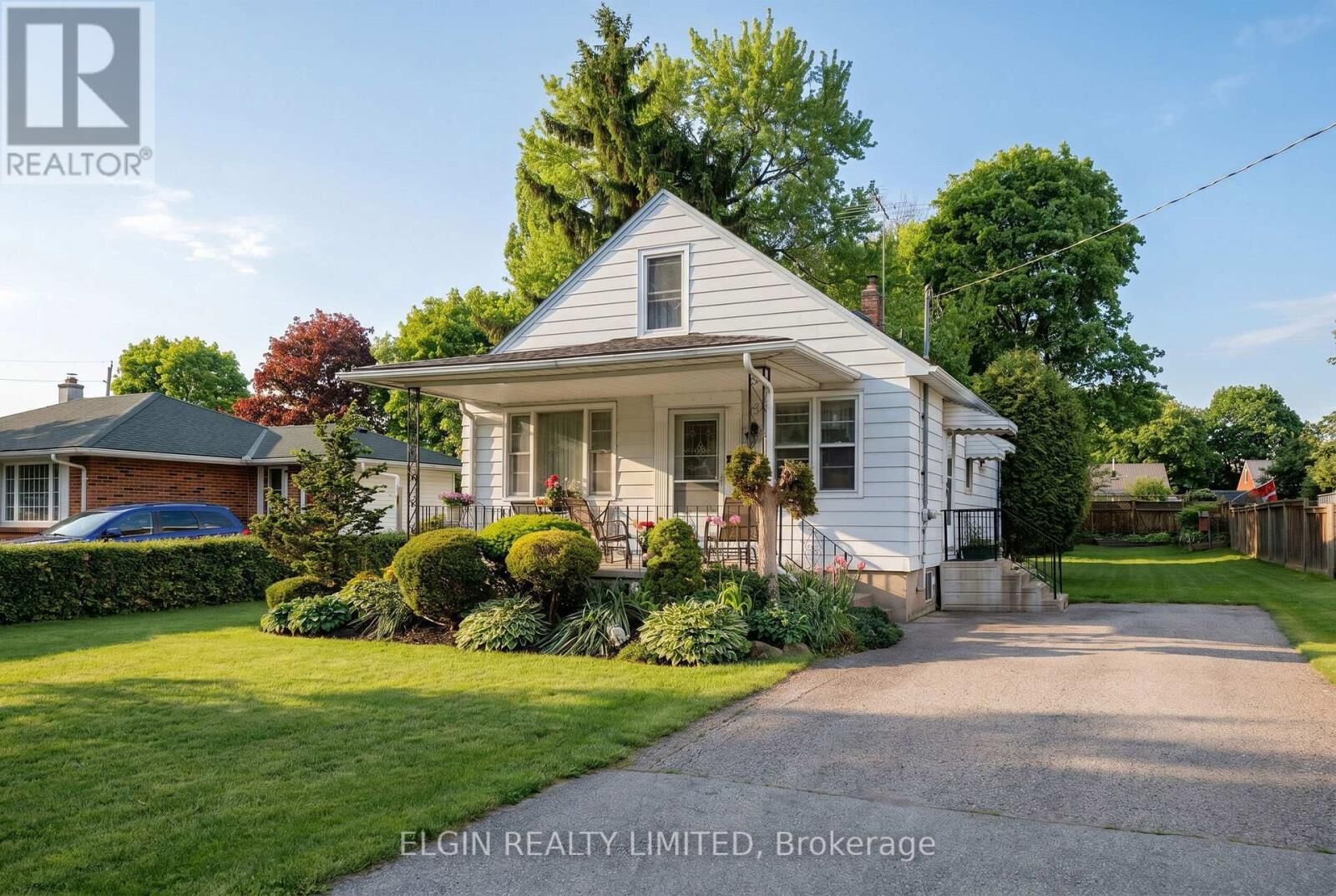 Property Photo: 59 Churchill Crescent ON N5R 1P4
