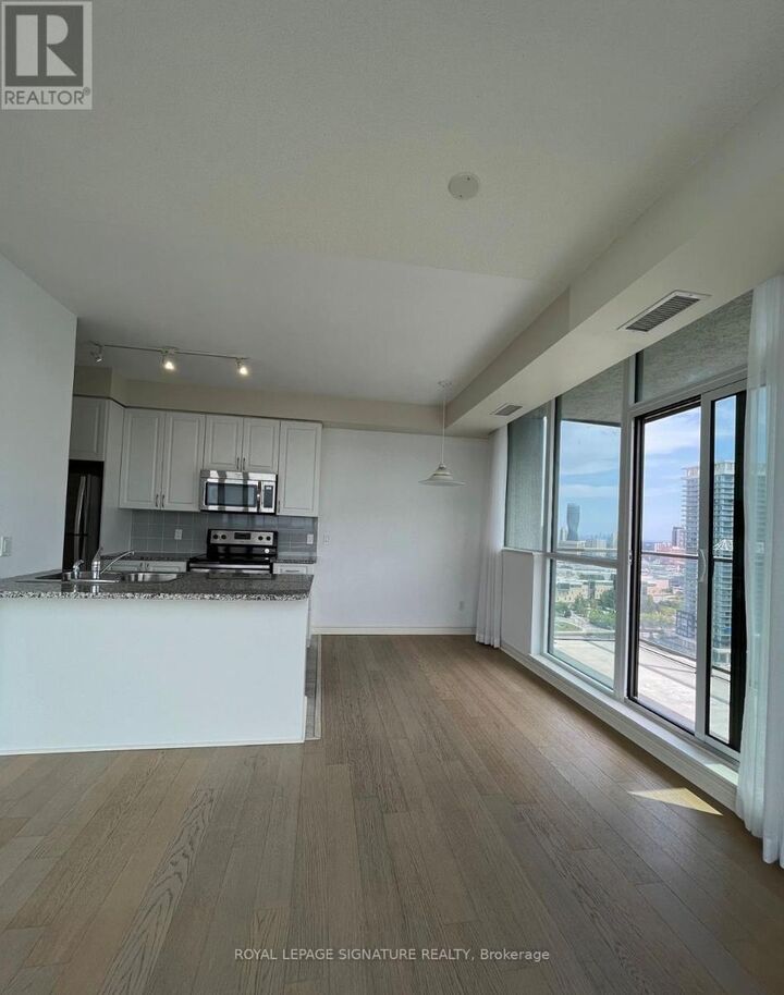 Property Photo:  339 Rathburn Road West 2506  ON L5B 0K6 