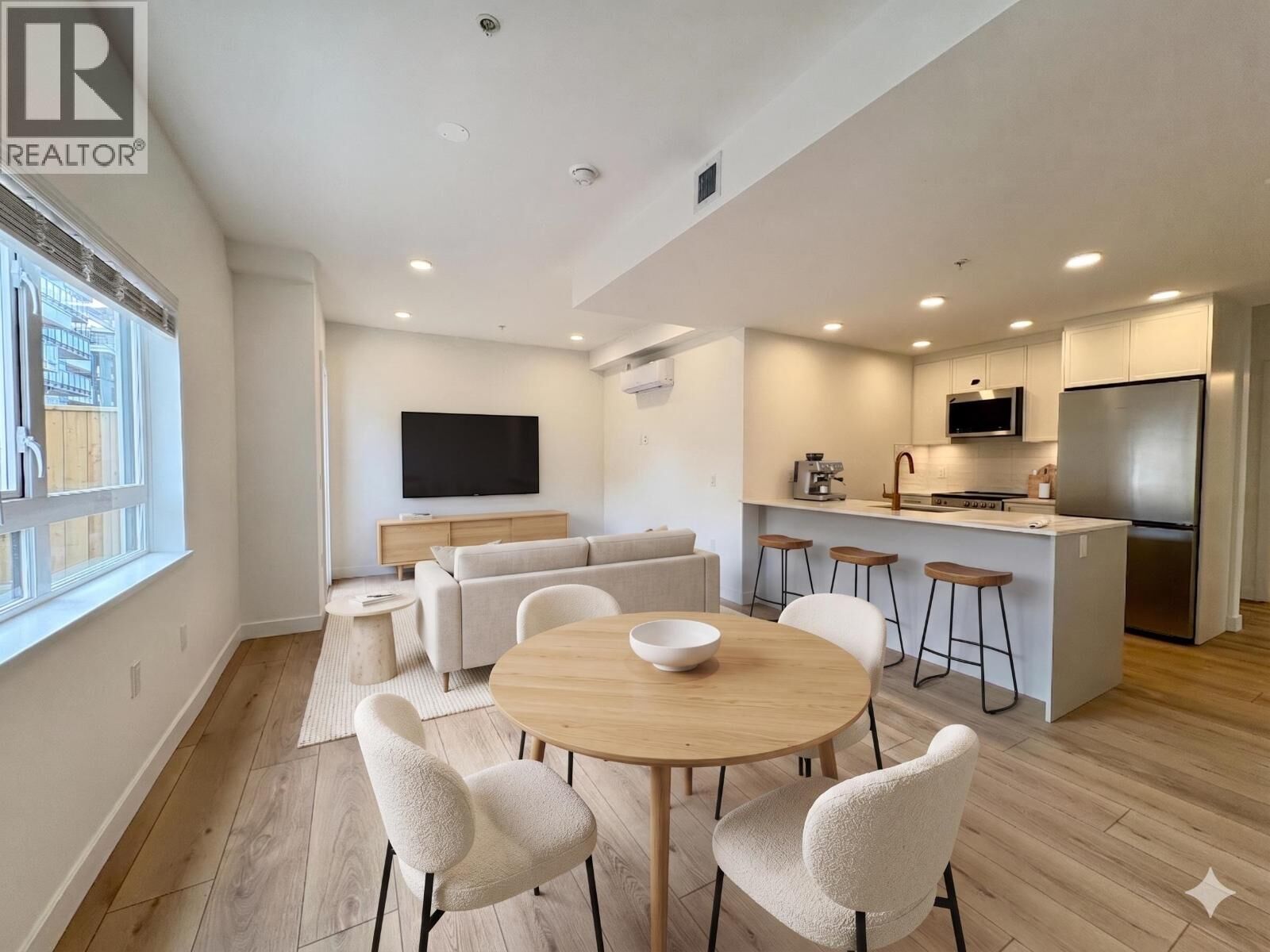 Property Photo:  728 Lea Avenue 14  BC V3J 0S1 