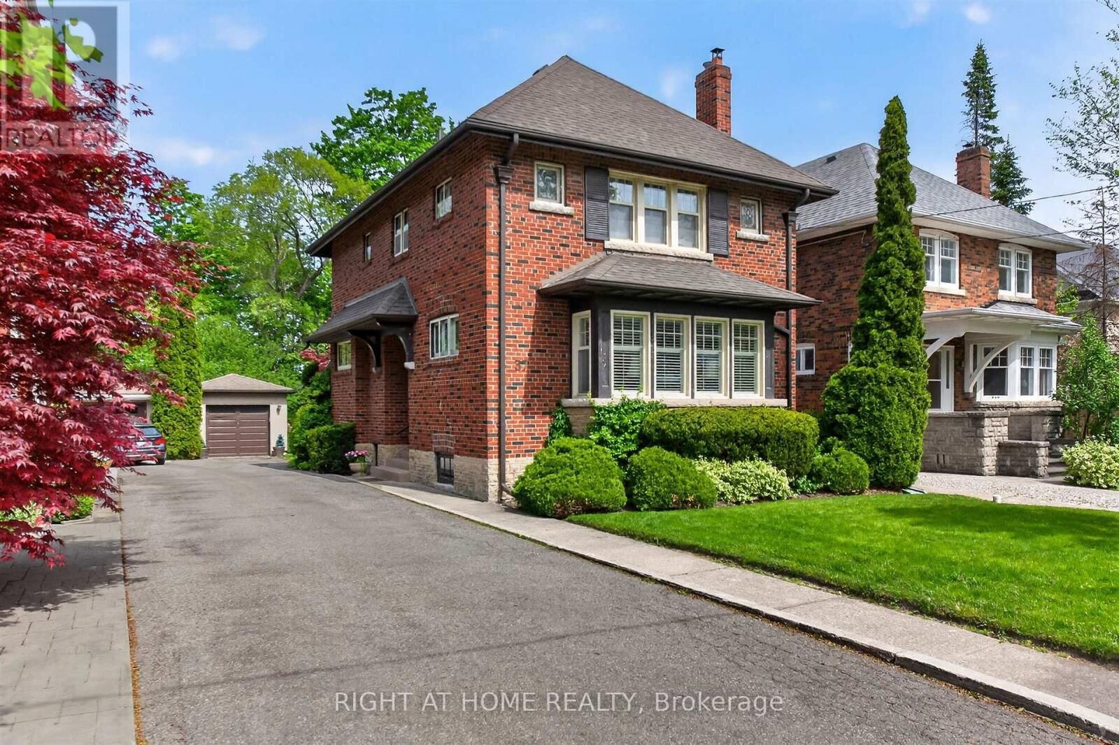 Property Photo:  37 Heather Street  ON M4R 1Y4 