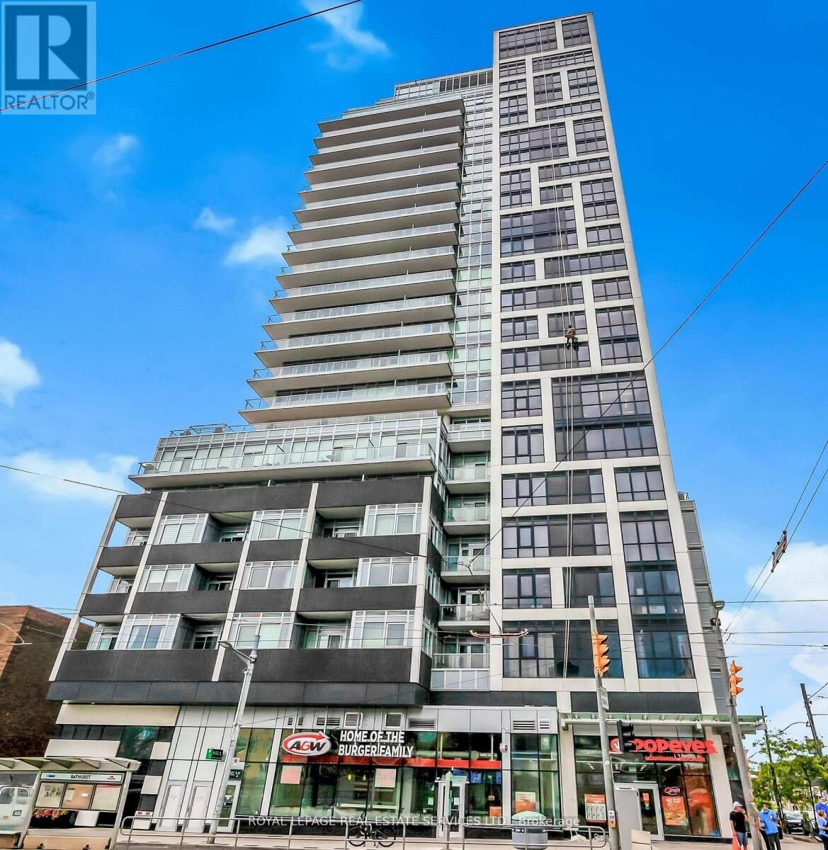 Property Photo:  501 St Clair Avenue West 1104  ON M5P 0A2 