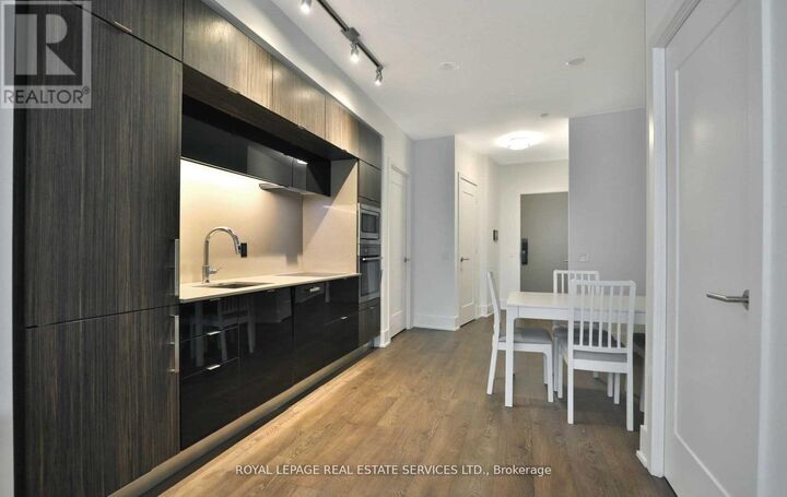Property Photo:  10 York Street 5001  ON M5J 2L9 