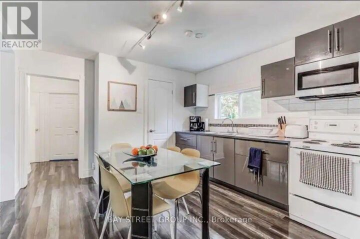 Property Photo: 378 Drewry Avenue ON M2R 2K4