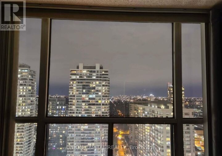 Property Photo:  100 Upper Madison Street 2805  ON M2N 6M4 