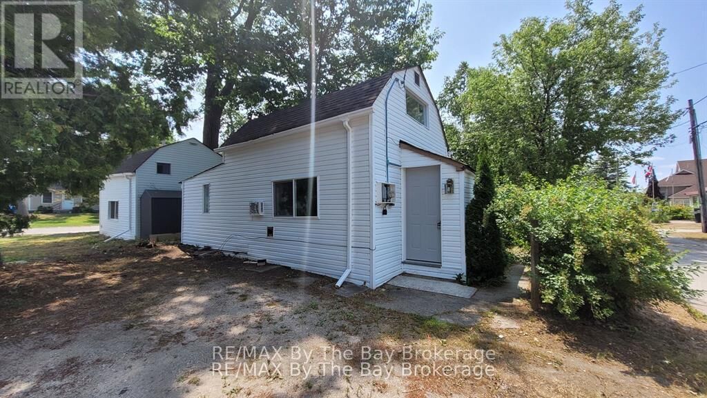 Property Photo: 23 Glen Street ON L9Z 2K5
