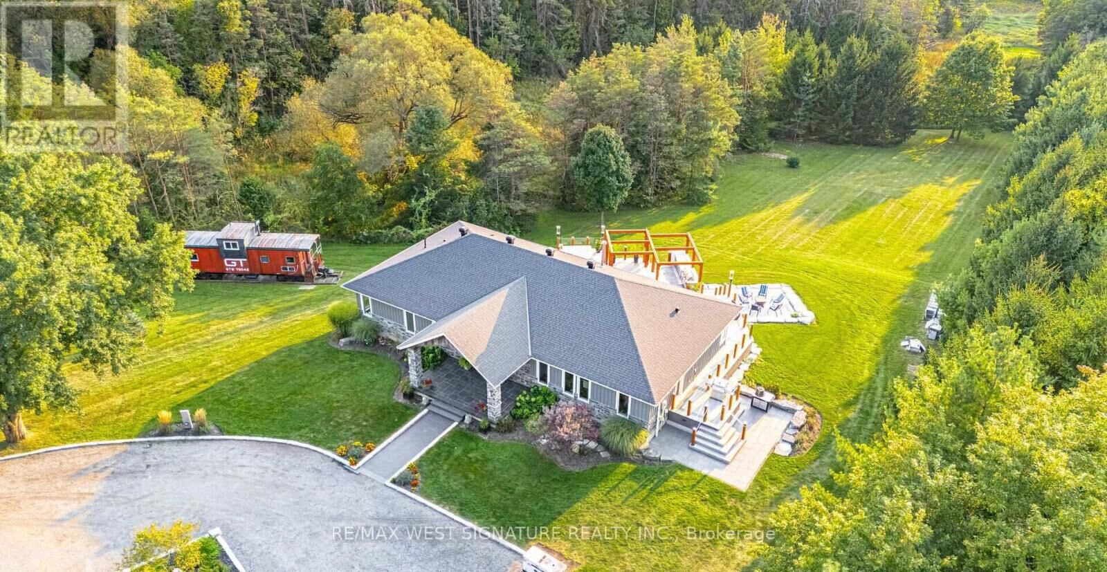 Property Photo:  16070 Keele Street  ON L7B 0J9 