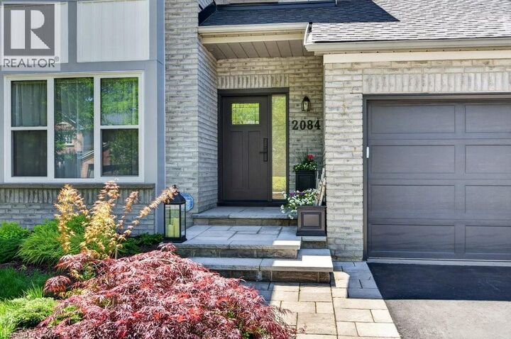 Property Photo:  2084 William O'Connell Boulevard  ON L7M 3V1 