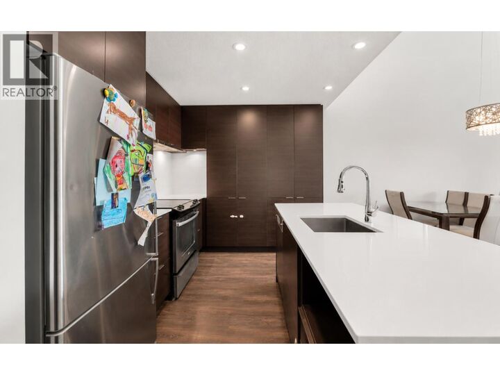Property Photo: 1677 Lloyd Avenue 508 BC V7P 0B1